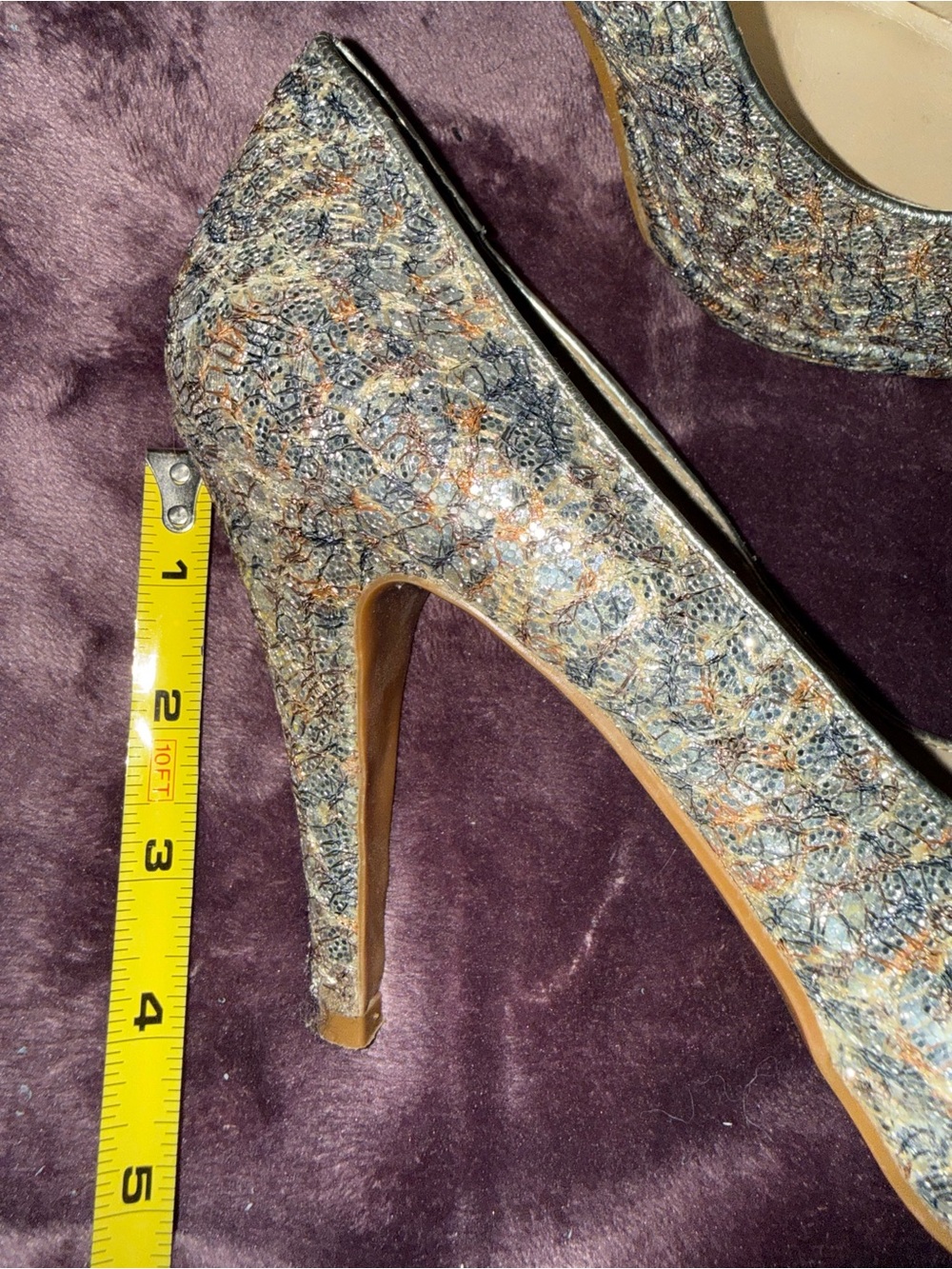 Ladies Nine West Multicolor Glitter High Heel Pumps - Size 9.5. - Picture 7 of 8